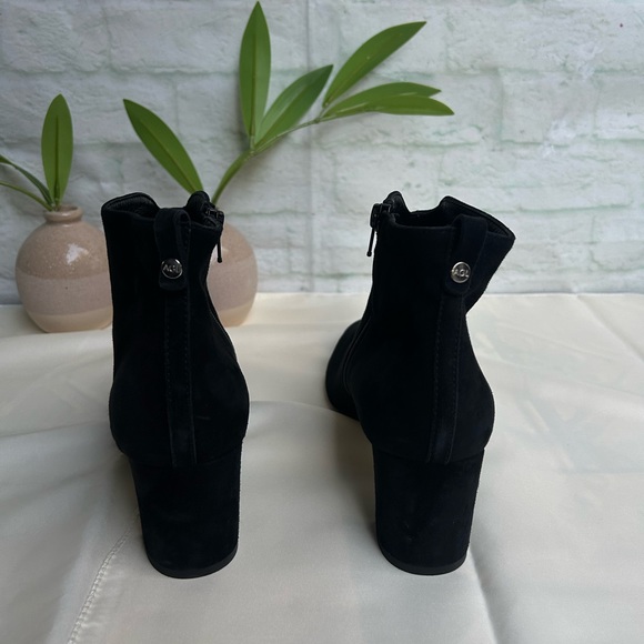 - AGL Notch bootie black Suede leather Ankle boots 36.5 Us 6.5 women,New - Picture 4 of 13